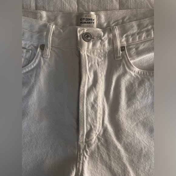 Citizens of Humanity High-Rise Cut-Off Denim Shorts Size 26 - Picture 6 of 11